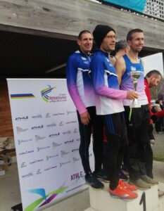 PODIUM MASTER HOMMES