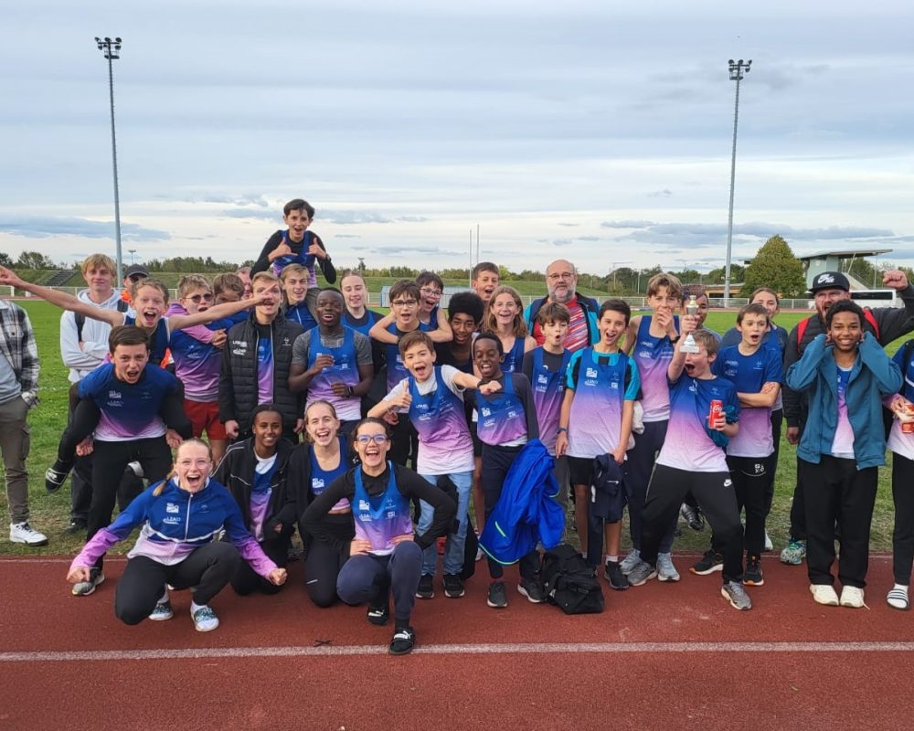 Les demis fondeurs cadets/juniors du L2A53 sur le Meeting de NANTES …