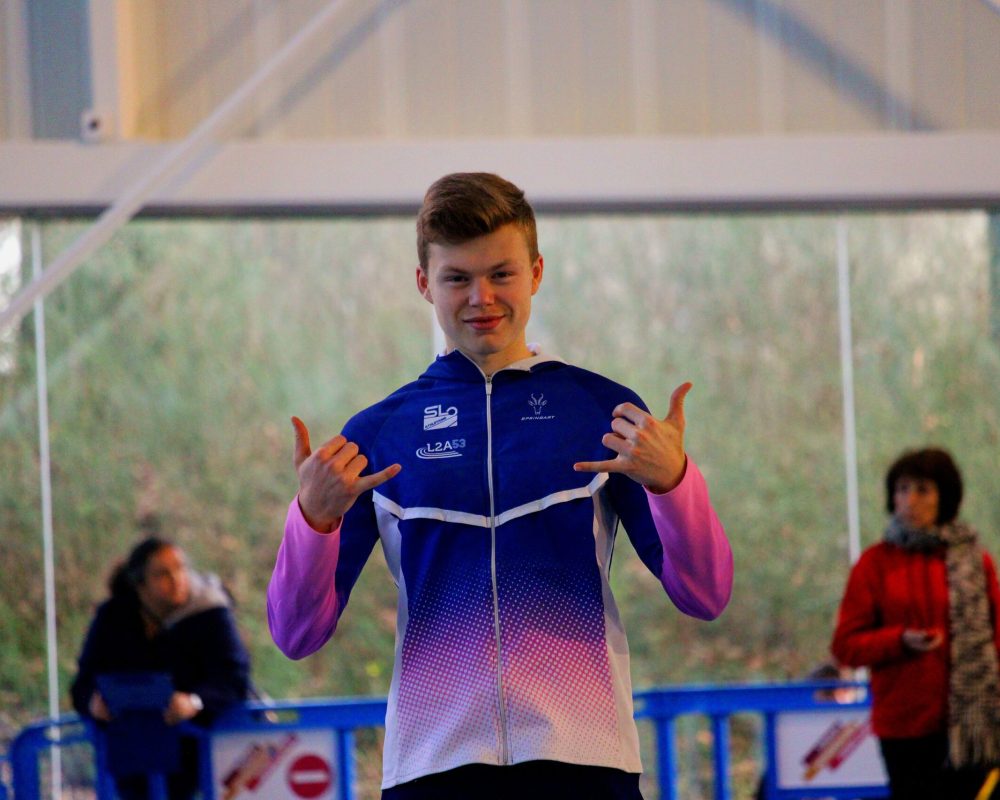 Le junior Tom MORVAN n’a pas fait dans la dentelle lors des Pré-Régionaux de DECATHLON à CHATELLERAULT !