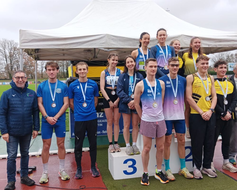 L’équipe ELITE du L2A53 Championne régionale du Relais MIXTE en cross-country à SEGRE !
