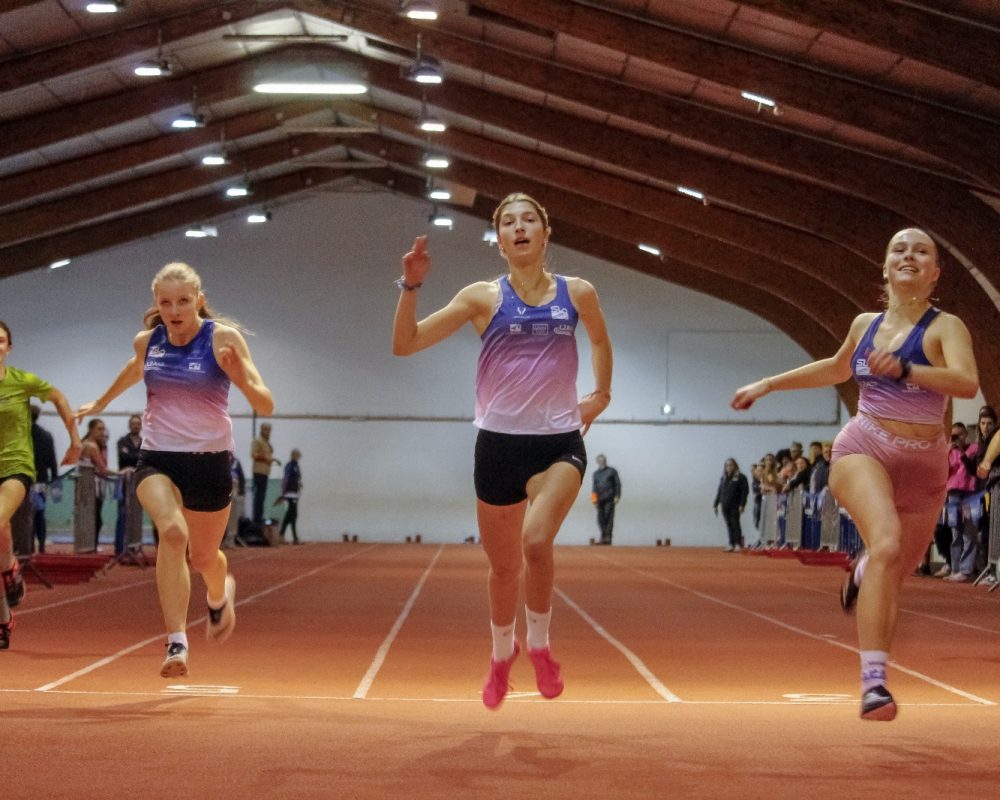 Belle entrée en matière indoor sur le MEETING Flash du L2A53 !