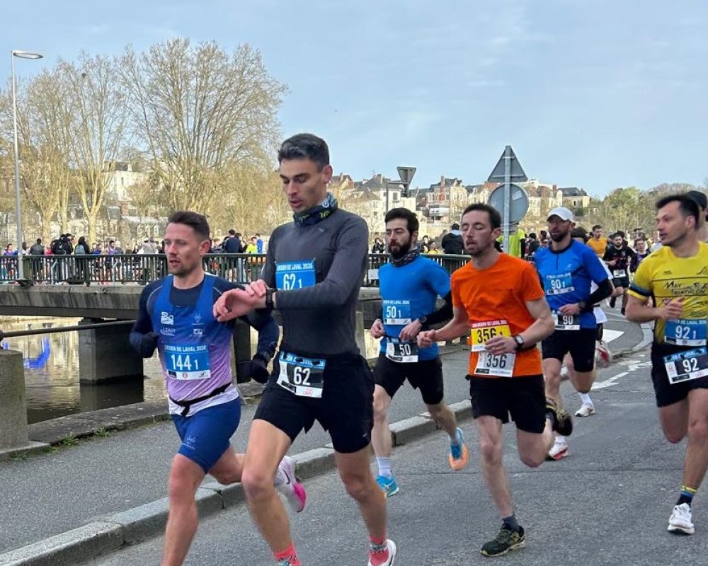 L&rsquo;équipe masculine du L2A53,  4ème de l&rsquo;EKIDEN organisé par la section US Laval du L2A53 !